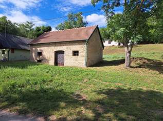 Presshaus in idyllischer Lage mit Weinkeller Presshaus in idyllischer Lage mit Weinkeller