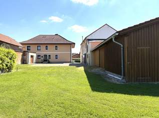 Großzügiges Ein- oder Zweifamilienhaus mit mehreren Nebengebäuden in zentraler Lage, 0 €, Immobilien-Häuser in 4972 Utzenaich Großzügiges Ein- oder Zweifamilienhaus mit mehreren Nebengebäuden in zentraler Lage, 0 €, Immobilien-Häuser in 4972 Utzenaich