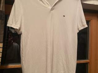 Tommy Hilfiger Golf-Tshirt, 30 €, Kleidung & Schmuck-Herrenkleidung in 6372 Gemeinde Oberndorf in Tirol Tommy Hilfiger Golf-Tshirt, 30 €, Kleidung & Schmuck-Herrenkleidung in 6372 Gemeinde Oberndorf in Tirol