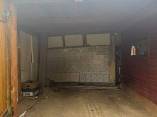 Garage inklusive Gartenhaus und uneinsehbarem Garten zu kaufen ! Garage inklusive Gartenhaus und uneinsehbarem Garten zu kaufen !