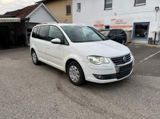 Touran Highline 2,0 TDI DPF DSG, 3600 €, Auto & Fahrrad-Autos in 4053 Ansfelden