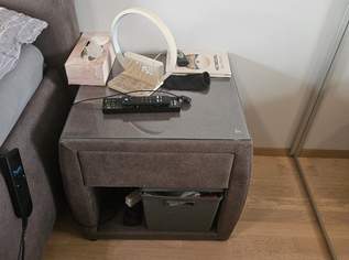 Bett inkl. Nachtkästen , 1200 €, Haus, Bau, Garten-Möbel & Sanitär in 1230 Liesing
