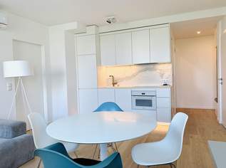 Chic & cosy- Dachgeschoßwohnung beim AKH, 349000 €, Immobilien-Wohnungen in 1180 Währing