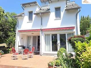 4-Zimmer-Haus mit Garten, Dachterrasse und Wienerwaldblick in Gießhübl, 690000 €, Immobilien-Häuser in 2372 Gießhübl 4-Zimmer-Haus mit Garten, Dachterrasse und Wienerwaldblick in Gießhübl, 690000 €, Immobilien-Häuser in 2372 Gießhübl