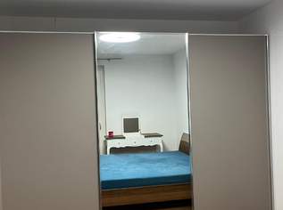 Kleiderschrank von Leiner