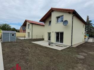 Neuer Preis:Nähe Stockerau: Attraktives teilschlüsselfertiges Familieneigentum in bester Lage zu fairem Preis, 440000 €, Immobilien-Häuser in 2011 Katastralgemeinde Senning