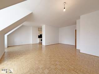 Sonnige 2 Zimmer Dachgeschoss Wohnung mit großzügigem Wohnbereich, 1477.43 €, Immobilien-Wohnungen in 1090 Alsergrund