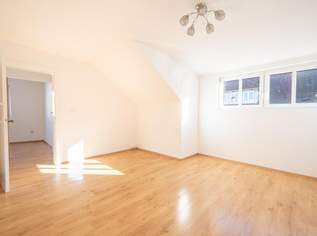 Großzügige 3 Zimmer Wohnung im Zentrum von Straßwalchen, 947 €, Immobilien-Wohnungen in 5204 Straßwalchen Großzügige 3 Zimmer Wohnung im Zentrum von Straßwalchen, 947 €, Immobilien-Wohnungen in 5204 Straßwalchen