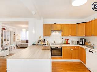 Charmantes Bungalow mit Pool, großes Potenzial, 0 €, Immobilien-Grund und Boden in 1220 Donaustadt