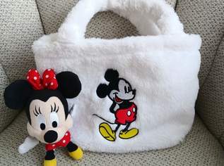 Kleine Disney Plüsch Tasche ca2920cm +kleiner Minni Maus Anhänger ca.15cm zusammen FIXPREIS 10€ /NUR SELBSTABHOLUNG,23 Bez.KEIN Versand ! !, 10 €, Kindersachen-Spielzeug in 1230 Liesing