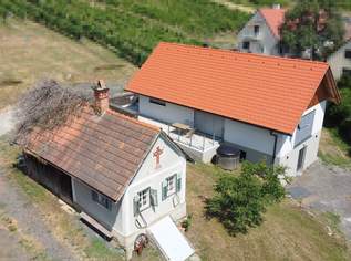 Modernes und neuwertiges Wohnhaus mit Eck- Terrasse und Vollkeller samt weiterem Uralt- Kellerstöckl mit Zu und Umbaugenehmigung, 398000 €, Immobilien-Häuser in 8493 Klöchberg