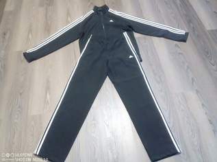 Herren Jogginganzug, 25 €, Kleidung & Schmuck-Herrenkleidung in 1110 Simmering