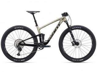 Giant Anthem Advanced 2 golden haze 2024 - RH-L, 4499.1 €, Auto & Fahrrad-Fahrräder in Österreich