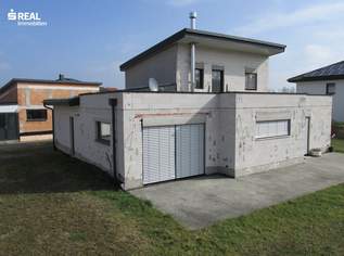 Modernes Einfamilienhaus mit Garage, Garten und großzügigem Nebengebäude, 399000 €, Immobilien-Häuser in 3592 Gemeinde Röhrenbach