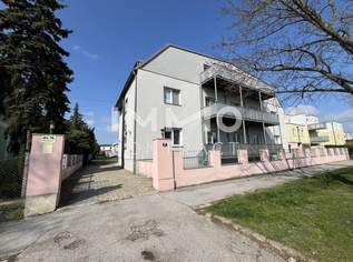Miethaus mit 9 Wohnungen, Gemeinschaftsgarten und Carports, 0 €, Immobilien-Gewerbeobjekte in 2273 Gemeinde Hohenau an der March
