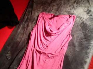 H&M Waterfall Shirt in rosa, 12.99 €, Kleidung & Schmuck-Damenkleidung in 1210 Floridsdorf