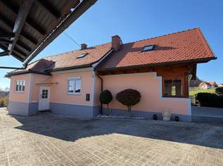 Wohnen in Aussichtslage mitten in der Natur auf 8 Ha. Grund, ehemalige Hofstelle!, 799000 €, Immobilien-Häuser in 8302 Nestelbach bei Graz
