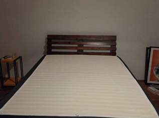 Doppelbett mit Matratze und Lattenrost, 300 €, Haus, Bau, Garten-Möbel & Sanitär in 1030 Landstraße