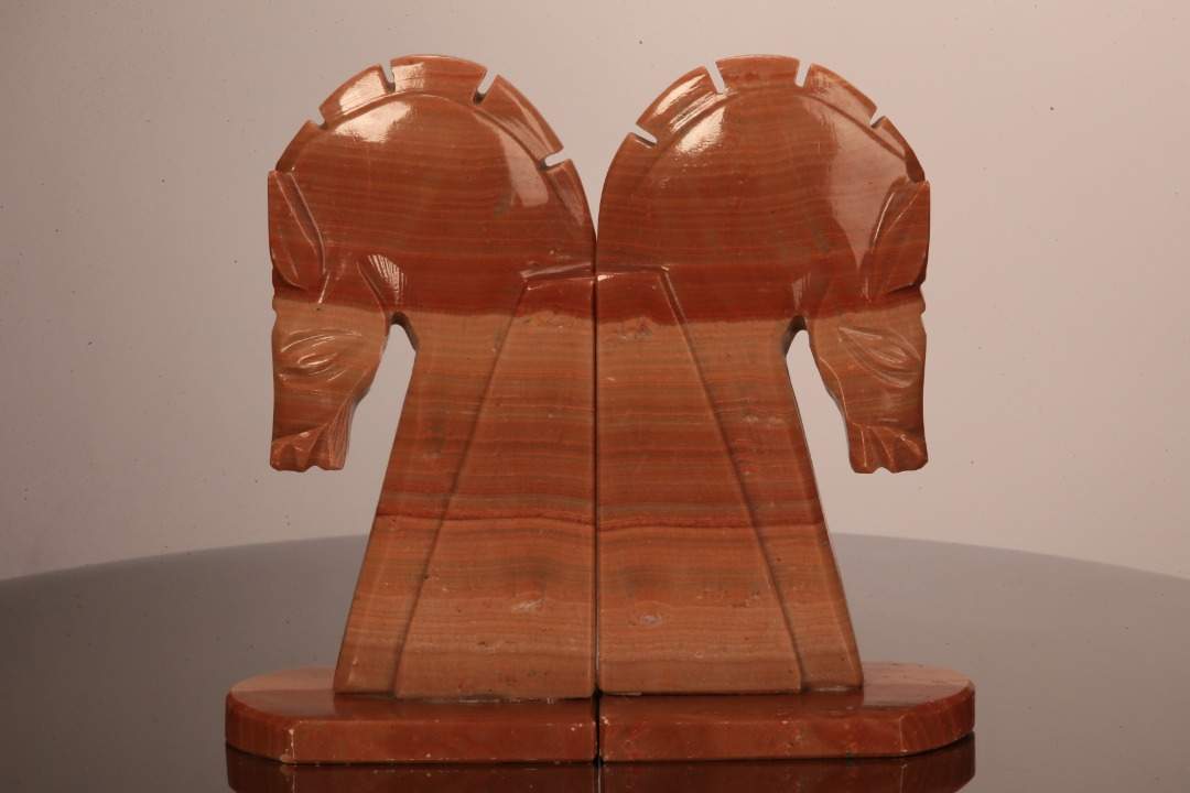 2 neue Pferdefiguren ONYX, Buchstützen 2 neue Pferdefiguren ONYX, Buchstützen