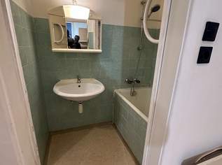 Helle ruhige Garconniere