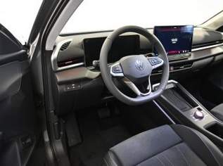 T-Roc Style eTSI DSG, 39490 €, Auto & Fahrrad-Autos in 4552 Wartberg an der Krems T-Roc Style eTSI DSG, 39490 €, Auto & Fahrrad-Autos in 4552 Wartberg an der Krems