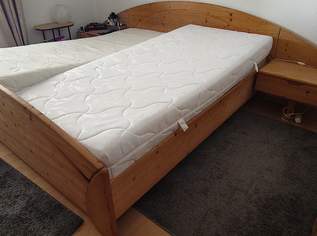 Doppelbett, Holz-Massiv Doppelbett, Holz-Massiv