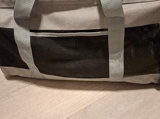 Hundetasche, 15 €, Marktplatz-Tiere & Tierbedarf in 1210 Floridsdorf