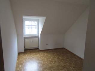 Dachgeschosswohnung im Grünen mit toller Aussicht Dachgeschosswohnung im Grünen mit toller Aussicht