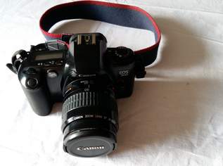 analoge Spiegelreflexkamera, die Canon EOS 500, 175 €, Marktplatz-Kameras & TV & Multimedia in 2192 Gemeinde Mistelbach