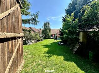 Traditioneller Bauernhof mit Stallungen und Stadl auf attraktivem Baugrund, 140000 €, Immobilien-Häuser in 2165 Gemeinde Drasenhofen
