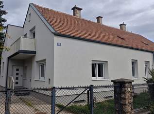 Sanierte Doppelhaushälfte in Ternitz, 4 Zimmer, Garten, Balkon & Grünblick!, 1530.87 €, Immobilien-Häuser in 2630 Gemeinde Ternitz Sanierte Doppelhaushälfte in Ternitz, 4 Zimmer, Garten, Balkon & Grünblick!, 1530.87 €, Immobilien-Häuser in 2630 Gemeinde Ternitz