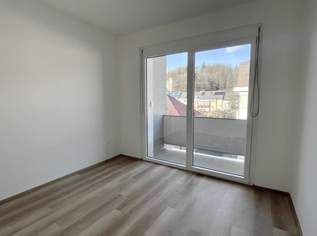 Geräumige 4,5-Zimmer-Wohnung mit Loggia zur Miete Nähe Kreuzbergl, 1230.59 €, Immobilien-Wohnungen in 9020 