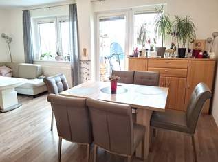 GEMÜTLICHE 4 Zimmer-WOHNUNG mit LOGGIA, 248000 €, Immobilien-Wohnungen in Niederösterreich