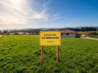 Sonniges Baugrundstück mit Weit und Gebirgsblick in Traumlage OÖ!, 0 €, Immobilien-Grund und Boden in 5232 Kirchberg bei Mattighofen