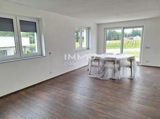 ERSTBEZUG & SOFORT VERFÜGBAR - elegante Doppelhaushälfte mit Garten und Garage, 480000 €, Immobilien-Häuser in 5271 Moosbach