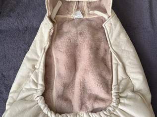 Rookie Babytragen Wintercover - Beige - mit Innenfutter aus weichem Kunstfell, 65 €, Kindersachen-Sicherheit & Transport in 1120 Meidling
