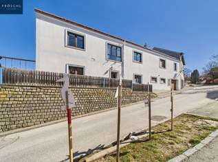 Gepflegtes 6-Zimmer Einfamilienhaus - Ob als familienfreundliches Eigenheim oder als lohnende Investition, 175000 €, Immobilien-Häuser in Niederösterreich