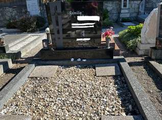 Granitgrabstein + Grabumrandung, 0 €, Marktplatz-Sammlungen & Haushaltsauflösungen in 1100 Favoriten