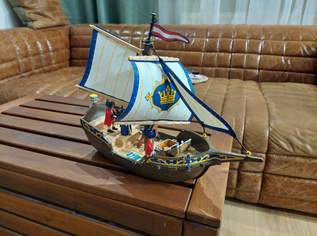 Playmobil Schiff der königlichen Marine 