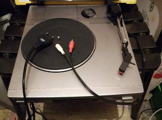 PLATTENSPIELER, SONY, 50 €, Marktplatz-Kameras & TV & Multimedia in 3200 Gemeinde Ober-Grafendorf PLATTENSPIELER, SONY, 50 €, Marktplatz-Kameras & TV & Multimedia in 3200 Gemeinde Ober-Grafendorf