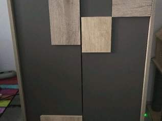 Highboard, 30 €, Haus, Bau, Garten-Möbel & Sanitär in 1170 Hernals