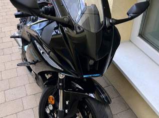 Yamaha R7 Yamaha R7