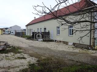 Gewerbeobjekt im Bezirk Hollabrunn steht zum Verkauf oder Vermietung!!!, 689000 €, Immobilien-Häuser in 2020 Suttenbrunn