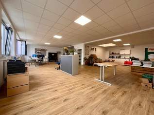 Neu sanierte Büroflächen (~16 m² bis ~345 m²) in der ehem. Kopal-Kaserne zu vermieten, 189.34 €, Immobilien-Gewerbeobjekte in 3100 Stattersdorf Neu sanierte Büroflächen (~16 m² bis ~345 m²) in der ehem. Kopal-Kaserne zu vermieten, 189.34 €, Immobilien-Gewerbeobjekte in 3100 Stattersdorf