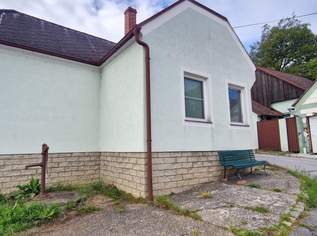 Kleines, sanierungsbedürftiges Miethaus in ruhiger Lage mit vielseitig nutzbarem Nebengebäude, 780 €, Immobilien-Häuser in 2145 Hausbrunn Kleines, sanierungsbedürftiges Miethaus in ruhiger Lage mit vielseitig nutzbarem Nebengebäude, 780 €, Immobilien-Häuser in 2145 Hausbrunn