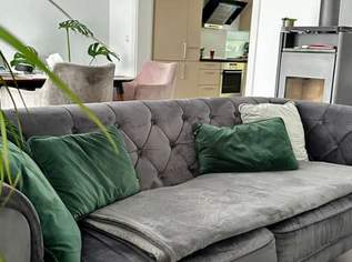 Samt Sofa CHESTERFIELD grau, 400 €, Haus, Bau, Garten-Möbel & Sanitär in 7000 Eisenstadt Samt Sofa CHESTERFIELD grau, 400 €, Haus, Bau, Garten-Möbel & Sanitär in 7000 Eisenstadt