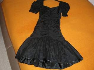 Kleid Größe 34/36 NEU !, 25 €, Kleidung & Schmuck-Damenkleidung in 1160 Ottakring