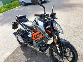 KTM Duke 125 / BJ 2022, 4155 €, Auto & Fahrrad-Motorräder in 3021 Gemeinde Pressbaum