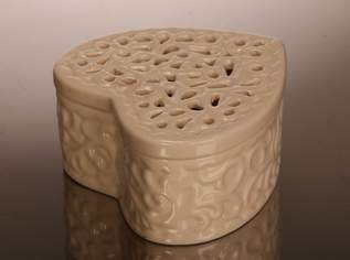 Dekoration / Porzellanschale HERZ Dekoration / Porzellanschale HERZ