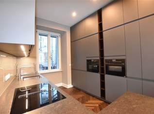 Hochwertig kernsanierte Altbauwohnung direkt am Stadtpark, erste Reihe!, 448000 €, Immobilien-Wohnungen in 8010 